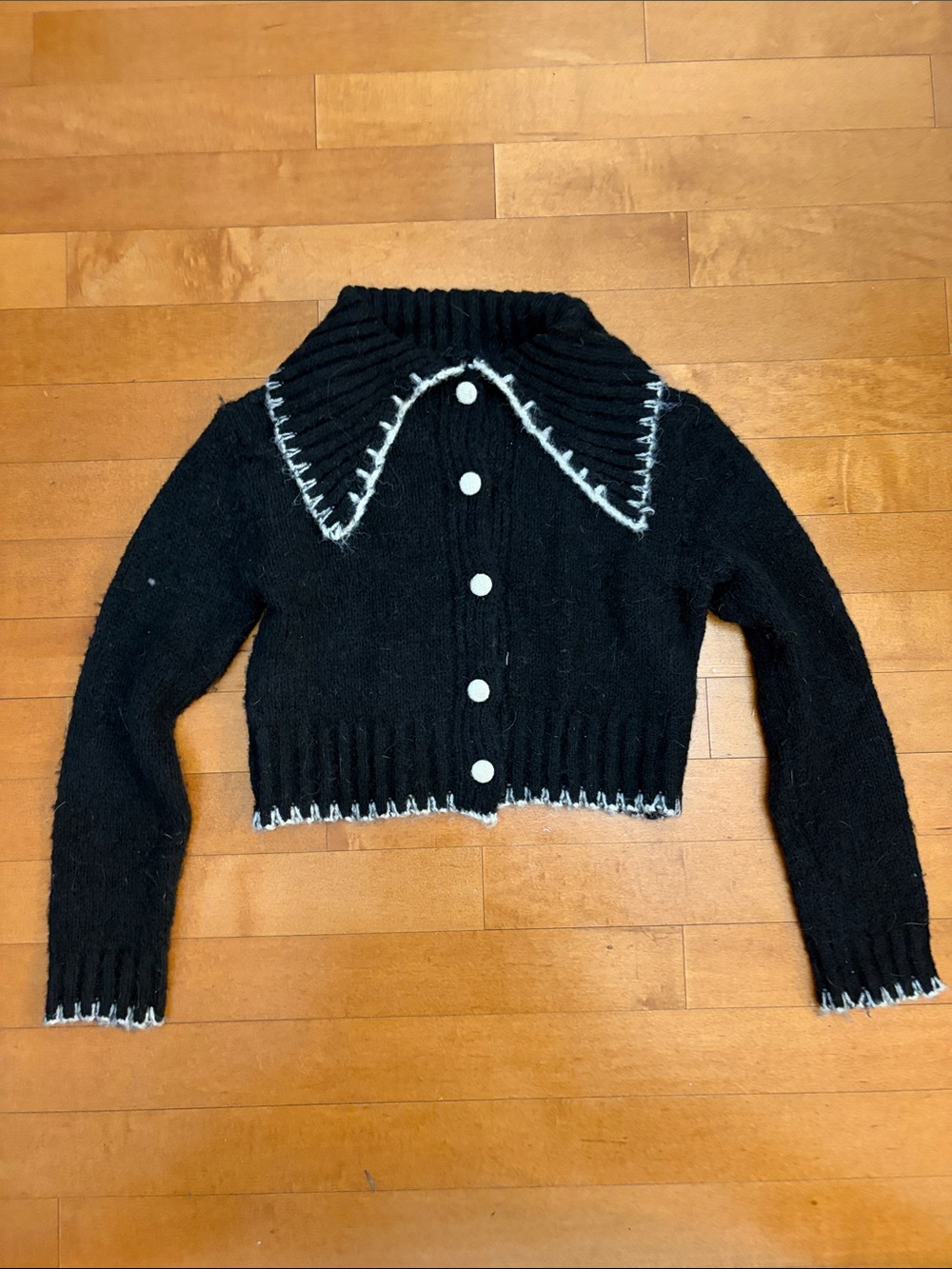 Astr the label Black Cropped Button-Up Sweater
